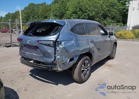 2021 Toyota Highlander Xle from USA, damaged, VIN 5TDGZRBH9MS074757